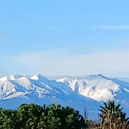 Vue Et Piscine * Saint-Cyprien (Pyrenees-Orientales)