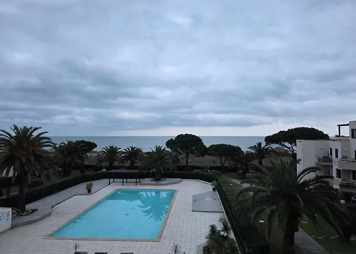 Vue Et Piscine Appartement Saint-Cyprien (Pyrenees-Orientales)